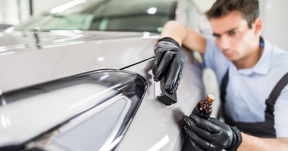 Phủ ceramic ô tô là gì: Lợi ích và khi nào nên phủ