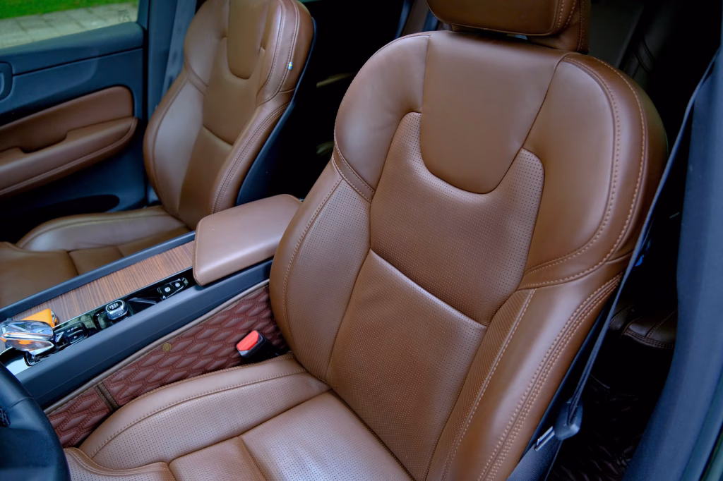 Ghế lái da Nappa màu Nâu Cafe Volvo XC60