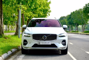 Volvo XC60 2023 B6 lướt